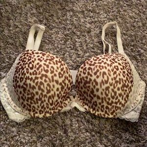 Victoria’s Secret bra